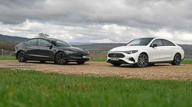 Mercedes CLA и Tesla Model 3 — статичное сравнение
